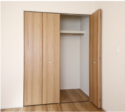 空のクロセット